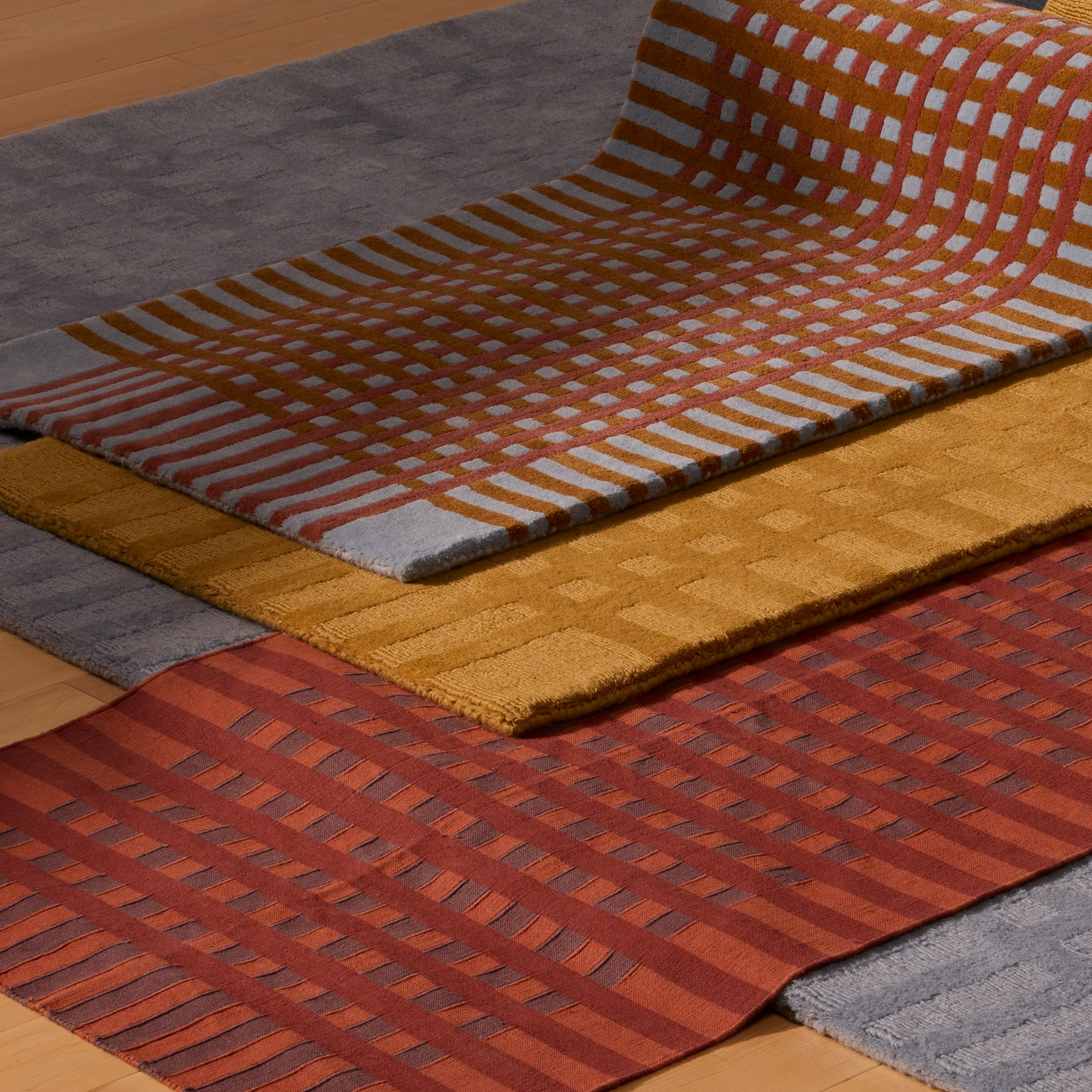 Jude Handloom Wool Rug (2)