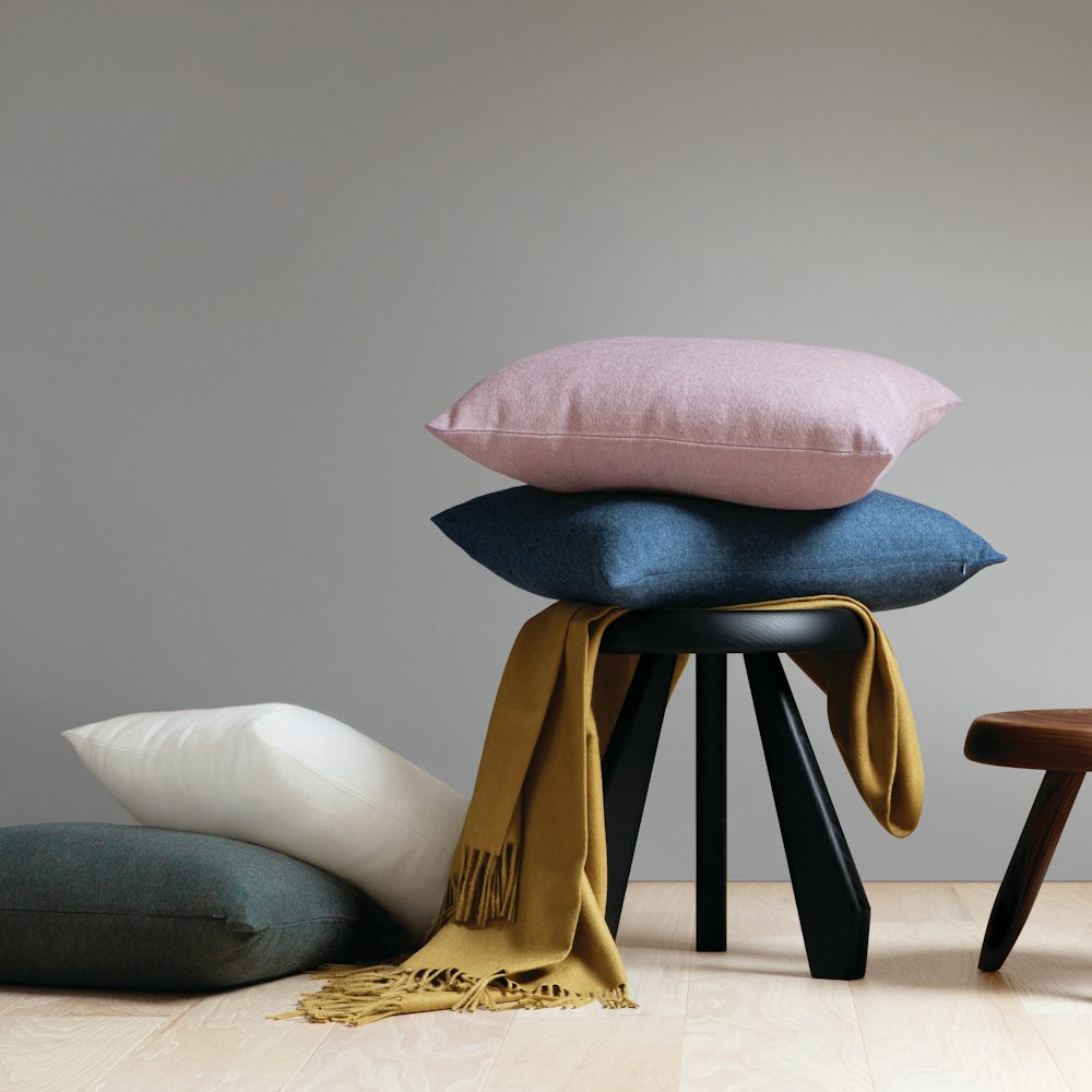 Oona Lumbar Throw Pillow